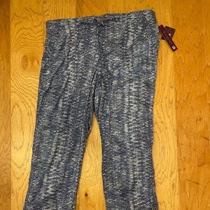 🦋 Gloria Vanderbilt  Capris